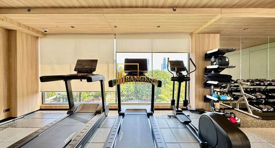 For rent 2 bedrooms apartment in Watthana, Bangkok