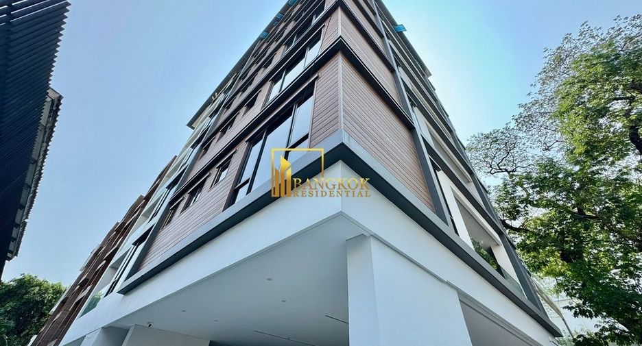 For rent 2 bedrooms apartment in Watthana, Bangkok