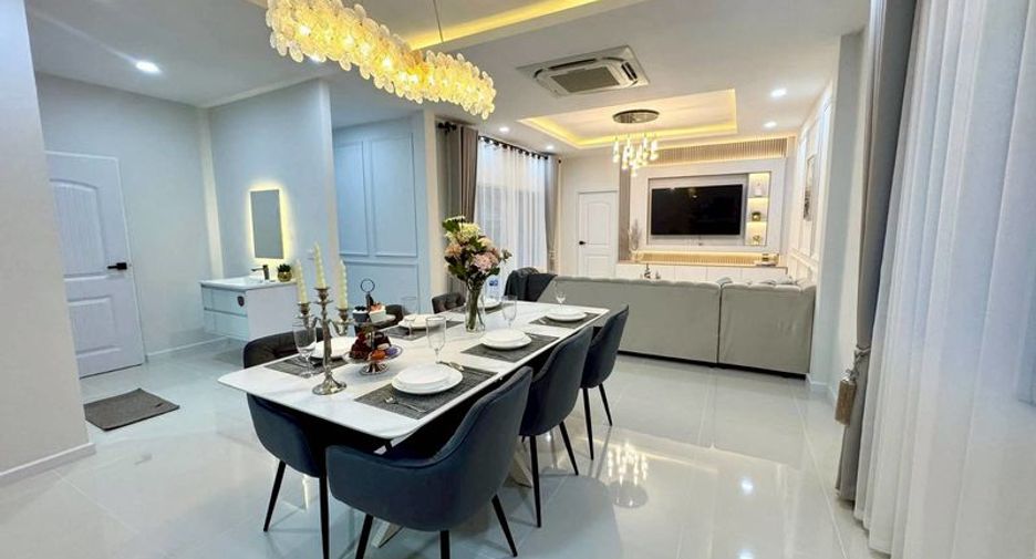 For sale 3 ベッドルーム villa in Bang Lamung, Chonburi