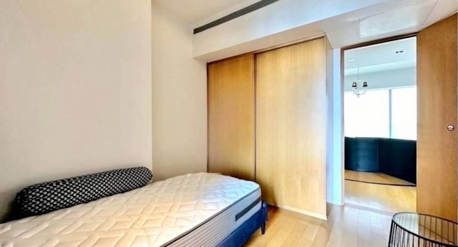 For rent そして for sale 4 ベッドルーム condo in Sathon, Bangkok