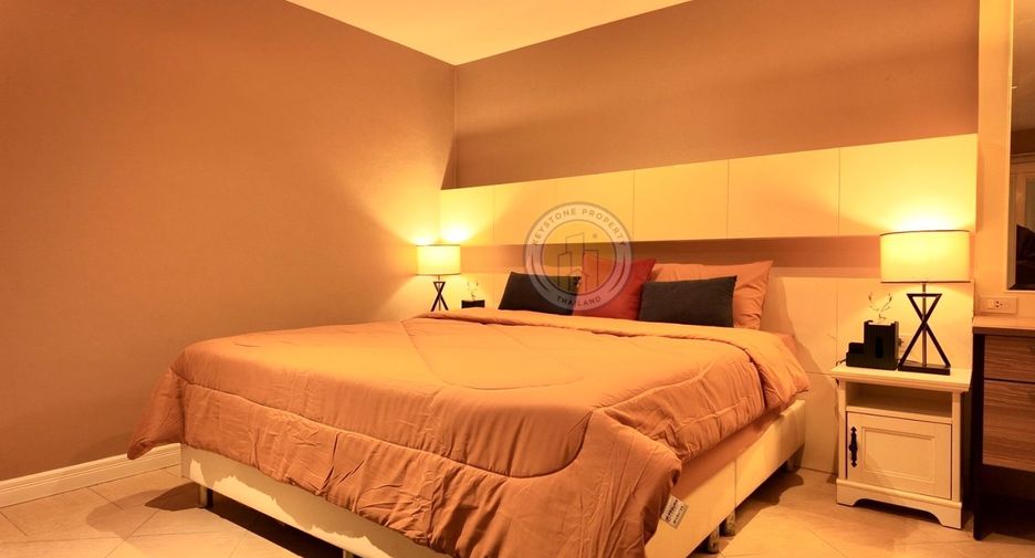 For rent 3 bedrooms condo in Bang Lamung, Chonburi