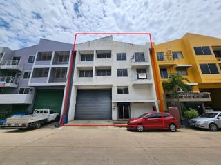 For sale warehouse in Khlong Luang, Pathum Thani