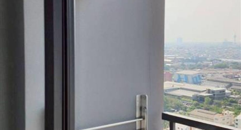 À louer et à vendre 1 chambre condo à Phra Pradaeng, Samut Prakan