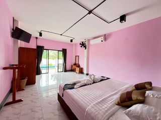 For rent 3 bedrooms villa in Mueang Krabi, Krabi