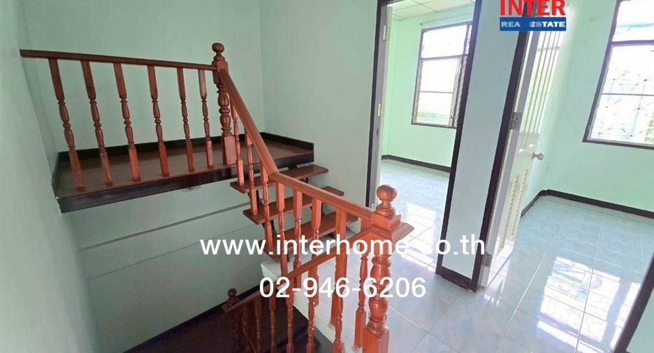 For sale 4 bedrooms townhouse in Thanyaburi, Pathum Thani