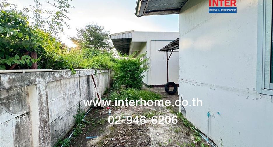 For sale 3 bedrooms house in Mueang Pathum Thani, Pathum Thani