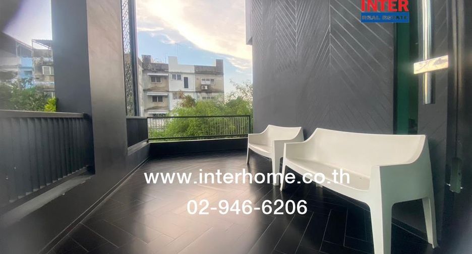 For sale 1 bed condo in Mueang Samut Prakan, Samut Prakan