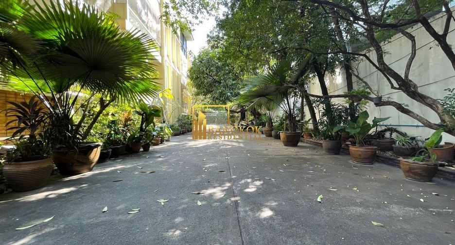 Apartment zur Miete mit 3 Zimmer in Watthana, Bangkok