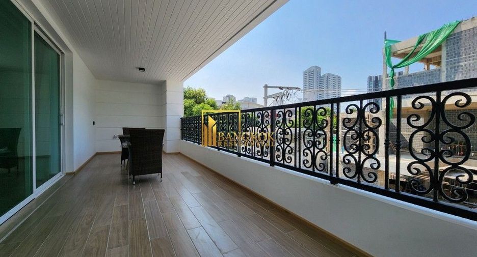 À louer 3 chambres appartement à Watthana, Bangkok