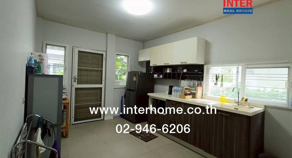 For sale 4 ベッドルーム house in Bang Phli, Samut Prakan