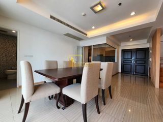 For rent 3 bedrooms apartment in Watthana, Bangkok