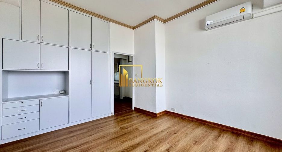 Apartamento en alquiler de 3 habitaciones en Watthana, Bangkok