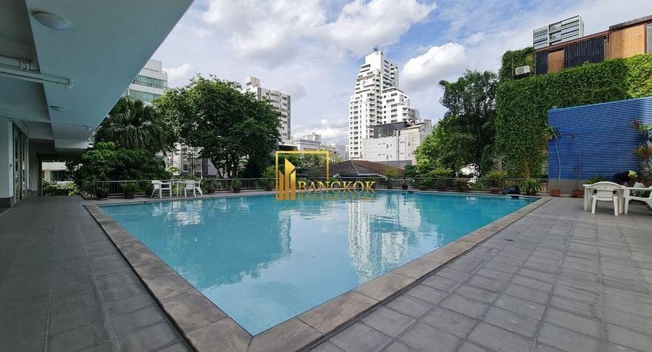 Apartamento en alquiler de 3 habitaciones en Watthana, Bangkok