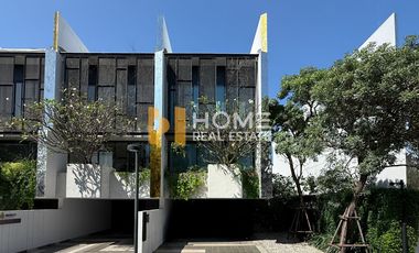 For sale 3 bedrooms townhouse in Suan Luang, Bangkok