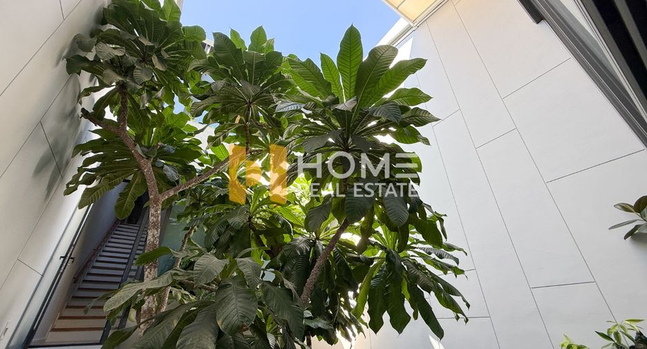 For sale 3 bedrooms townhouse in Suan Luang, Bangkok