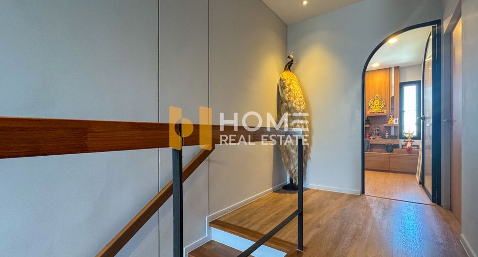 For sale 3 bedrooms townhouse in Suan Luang, Bangkok