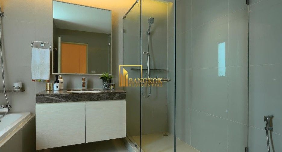 For rent 3 bedrooms apartment in Watthana, Bangkok