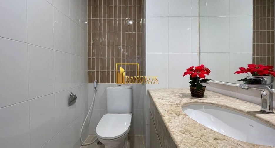 For rent 3 bedrooms apartment in Watthana, Bangkok