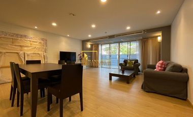 For rent 3 bedrooms apartment in Watthana, Bangkok