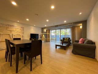 For rent 3 bedrooms apartment in Watthana, Bangkok