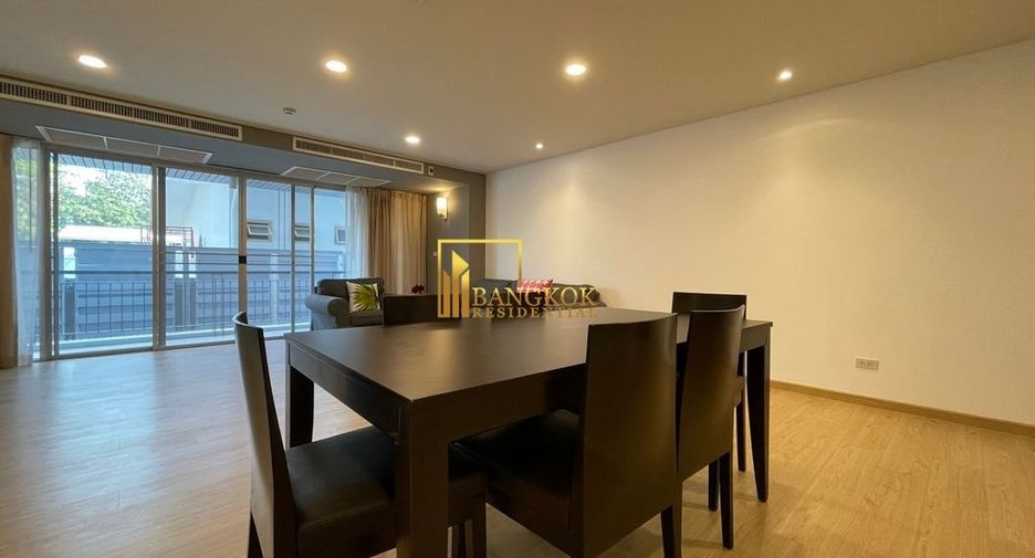 For rent 3 bedrooms apartment in Watthana, Bangkok