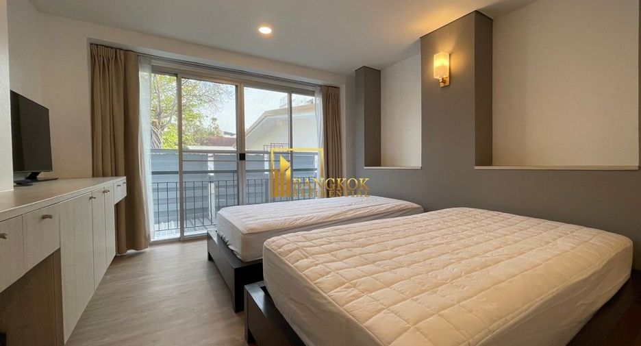 For rent 3 bedrooms apartment in Watthana, Bangkok
