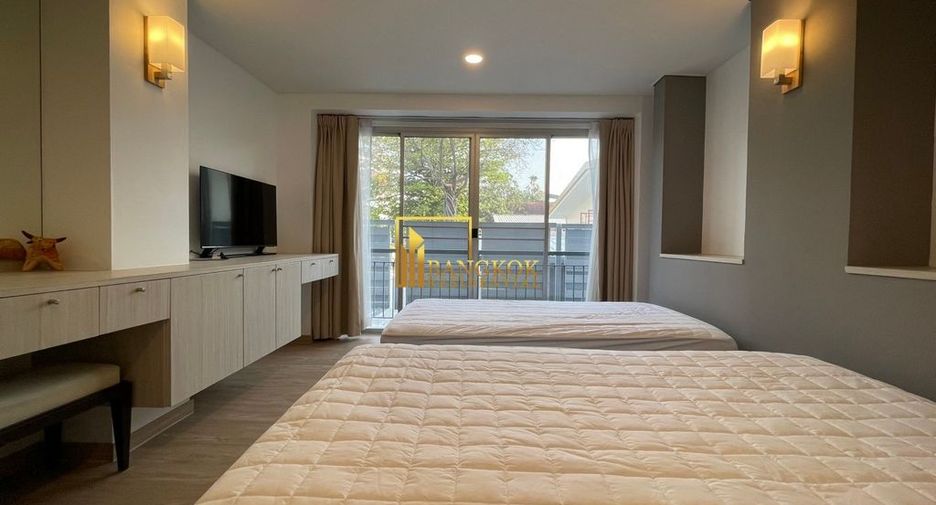 For rent 3 bedrooms apartment in Watthana, Bangkok