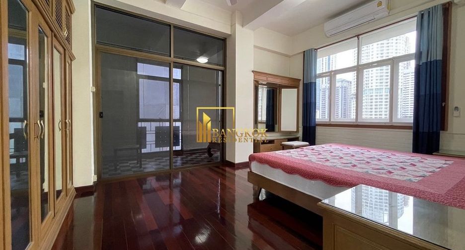 For rent 3 bedrooms apartment in Pathum Wan, Bangkok