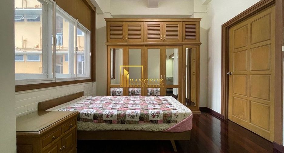For rent 3 bedrooms apartment in Pathum Wan, Bangkok