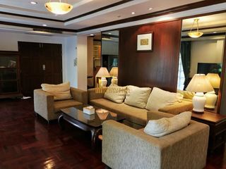 For rent 3 bedrooms apartment in Pathum Wan, Bangkok