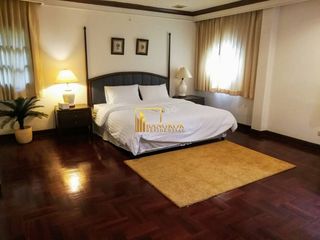 For rent 3 bedrooms apartment in Pathum Wan, Bangkok