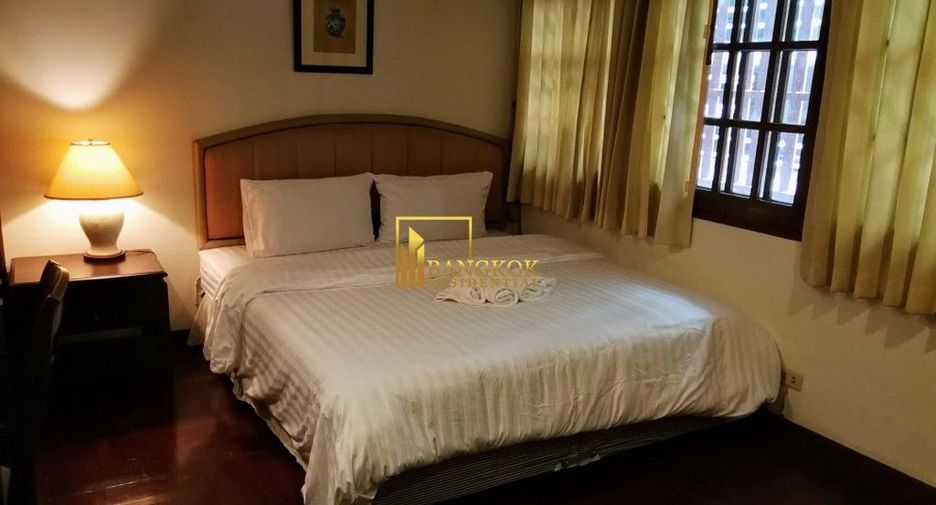 For rent 3 bedrooms apartment in Pathum Wan, Bangkok