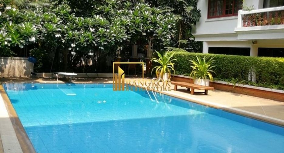 For rent 3 bedrooms apartment in Pathum Wan, Bangkok