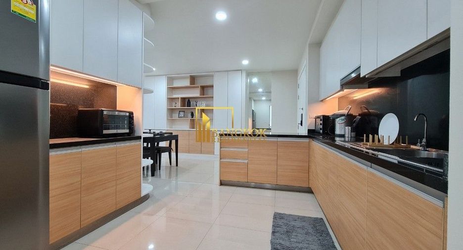 Apartamento en alquiler de 2 habitaciones en Khlong Toei, Bangkok