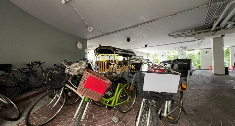 For rent 2 bedrooms apartment in Watthana, Bangkok