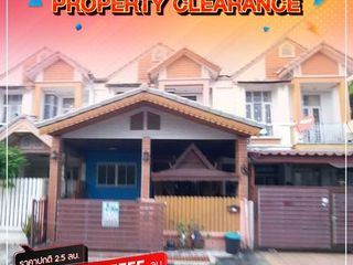 For sale 4 bedrooms townhouse in Sai Mai, Bangkok