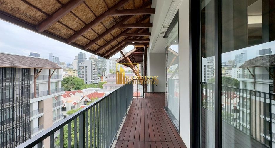 For rent 4 bedrooms apartment in Watthana, Bangkok