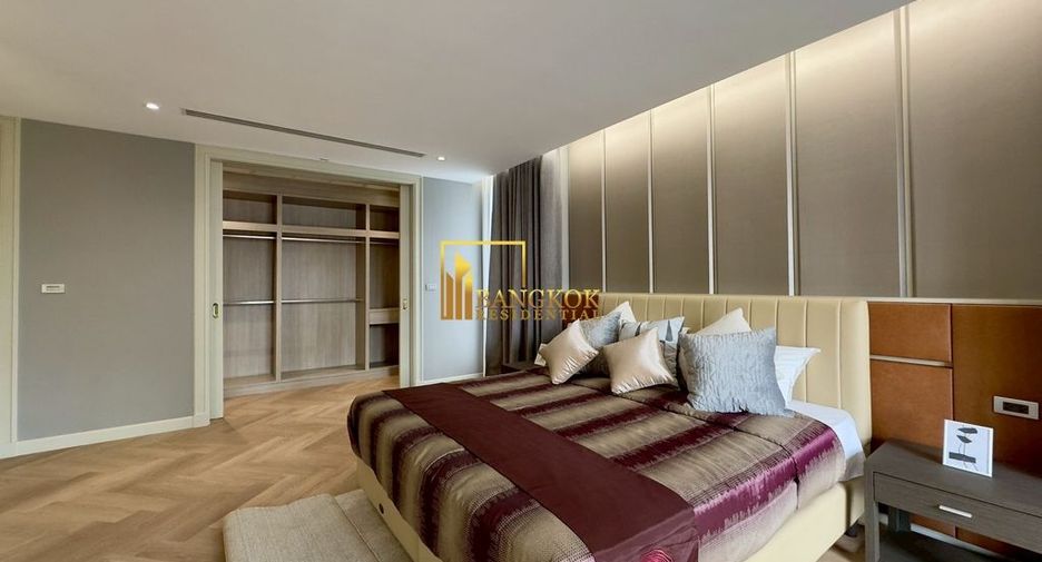 For rent 4 bedrooms apartment in Watthana, Bangkok