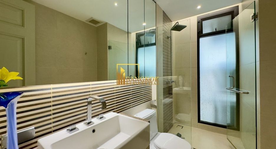 For rent 4 bedrooms apartment in Watthana, Bangkok