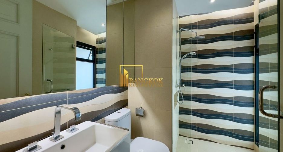 For rent 4 bedrooms apartment in Watthana, Bangkok