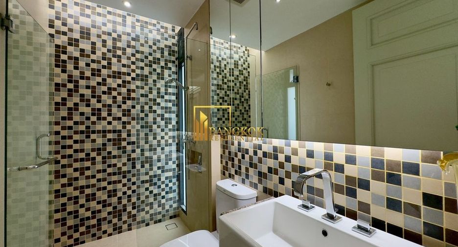 For rent 4 bedrooms apartment in Watthana, Bangkok