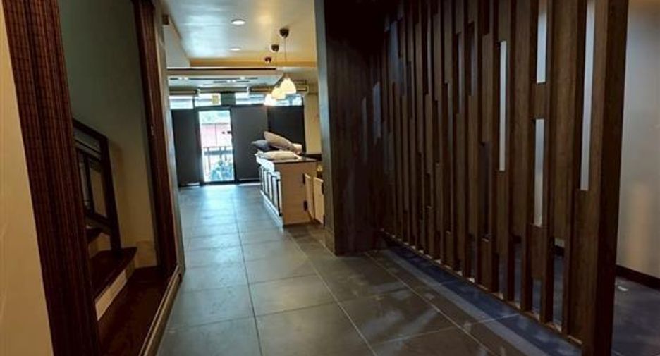 For rent and for sale 4 bedrooms townhouse in Sai Mai, Bangkok
