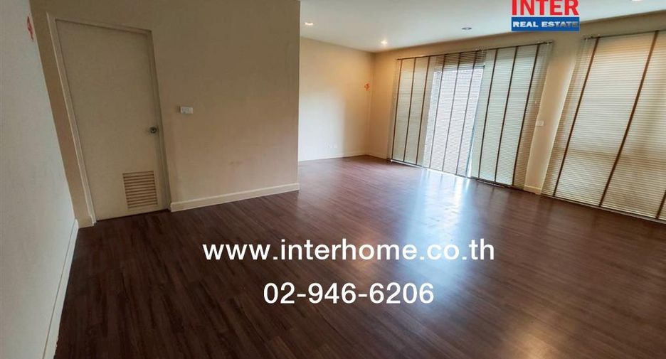 For rent and for sale 4 bedrooms townhouse in Sai Mai, Bangkok