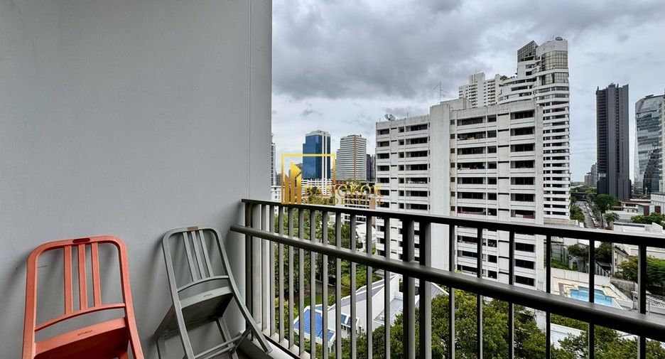 For rent 2 bedrooms condo in Watthana, Bangkok