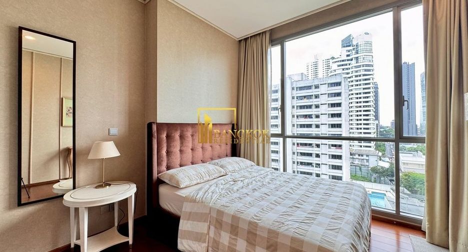 For rent 2 bedrooms condo in Watthana, Bangkok