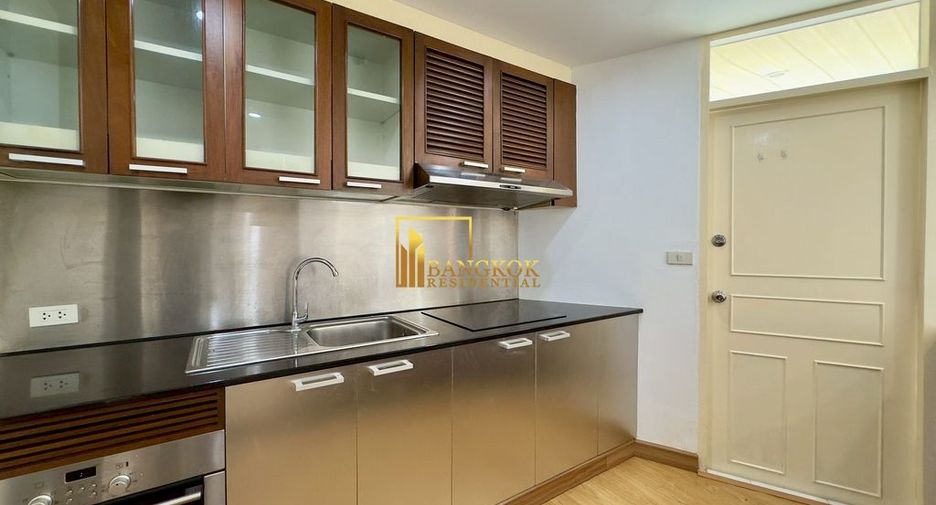 For rent 2 ベッドルーム condo in Watthana, Bangkok