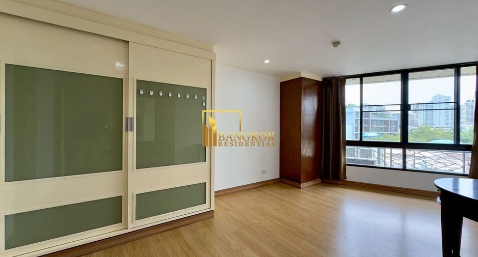 For rent 2 ベッドルーム condo in Watthana, Bangkok