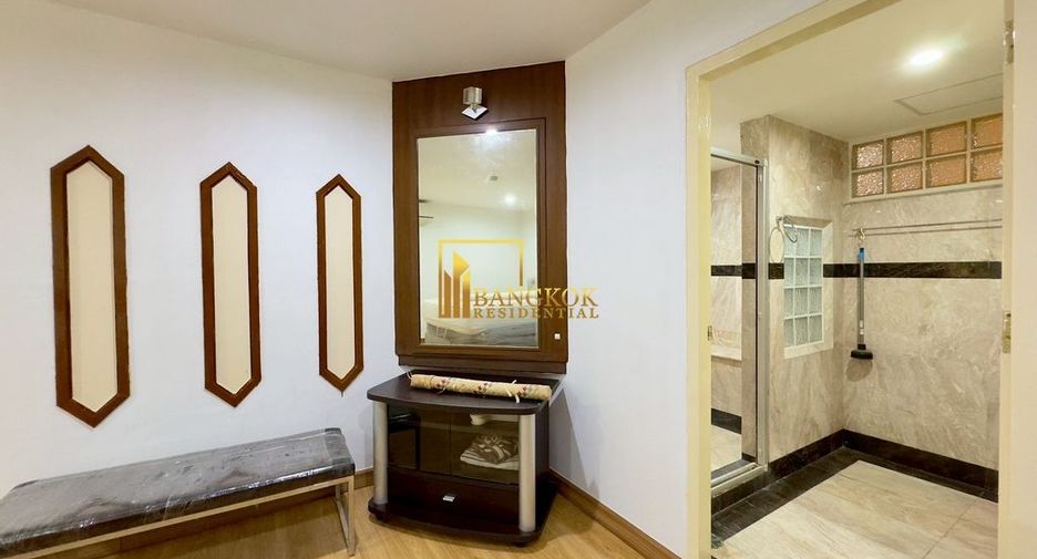 For rent 2 ベッドルーム condo in Watthana, Bangkok