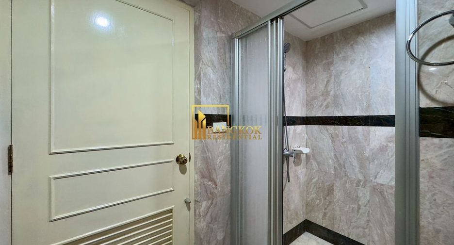 For rent 2 ベッドルーム condo in Watthana, Bangkok