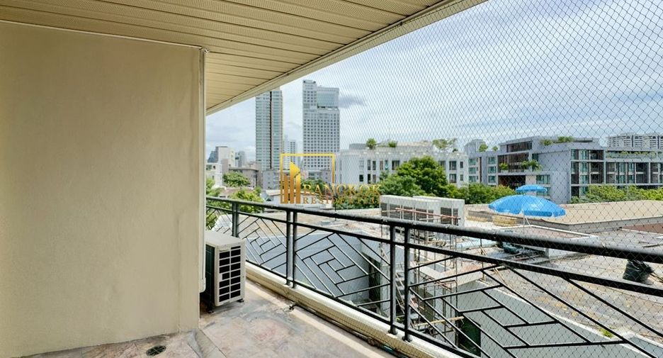 For rent 2 ベッドルーム condo in Watthana, Bangkok